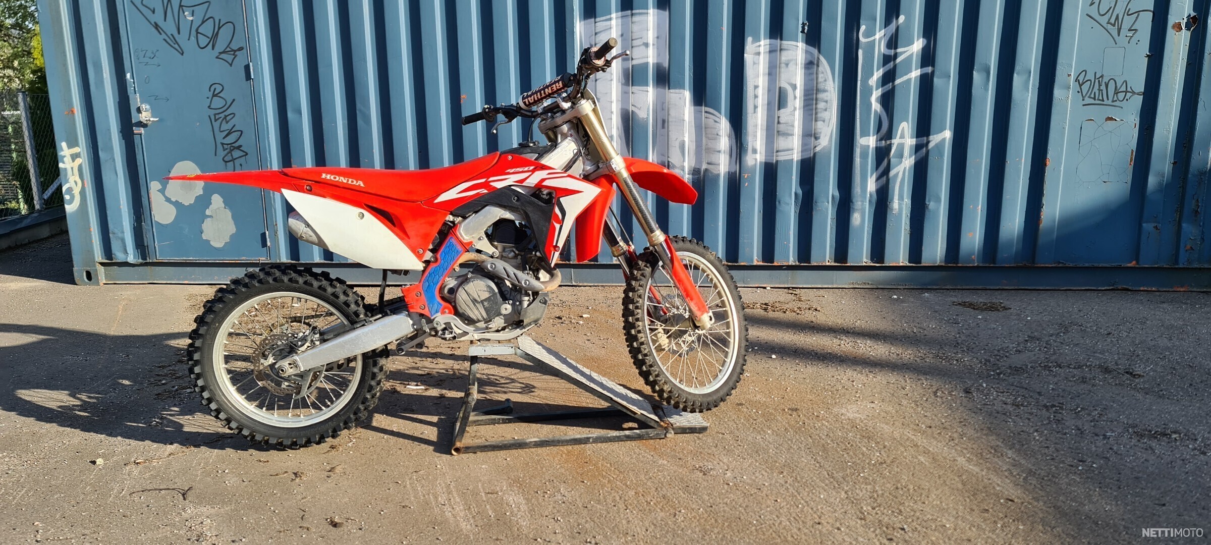 Honda Crf R Cm Kerava Moottoripy R Nettimoto