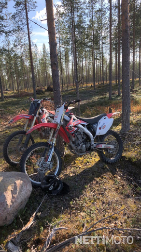 Honda Crf Vaihtoa Voi Ehdottaa Kaikkeen Moottorilla Liikkuvaan Cm