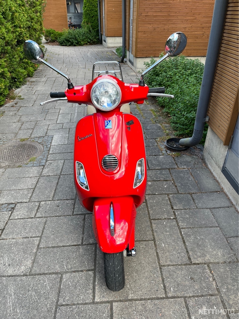 Vespa LX 50 50 cm³ 2011 Espoo Skootteri Nettimoto