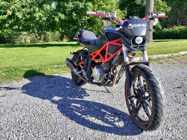 Megelli Naked S A1 250cc 125 cm³ 2015 Ylöjärvi Moottoripyörä