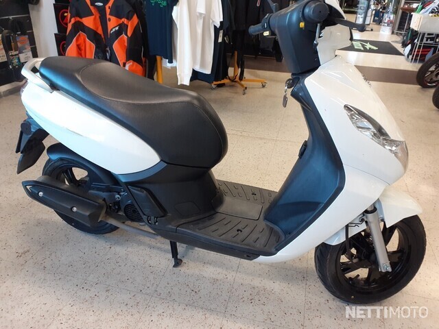 Peugeot Kisbee Cm Tampere Skootteri Nettimoto