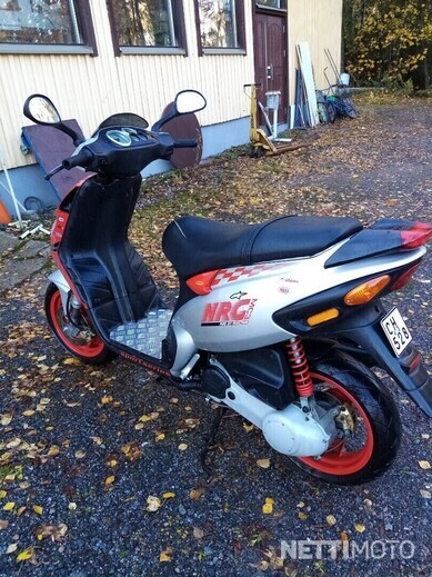 Piaggio NRG PURE JET 50 cm³ 2003 Lempäälä Skootteri Nettimoto