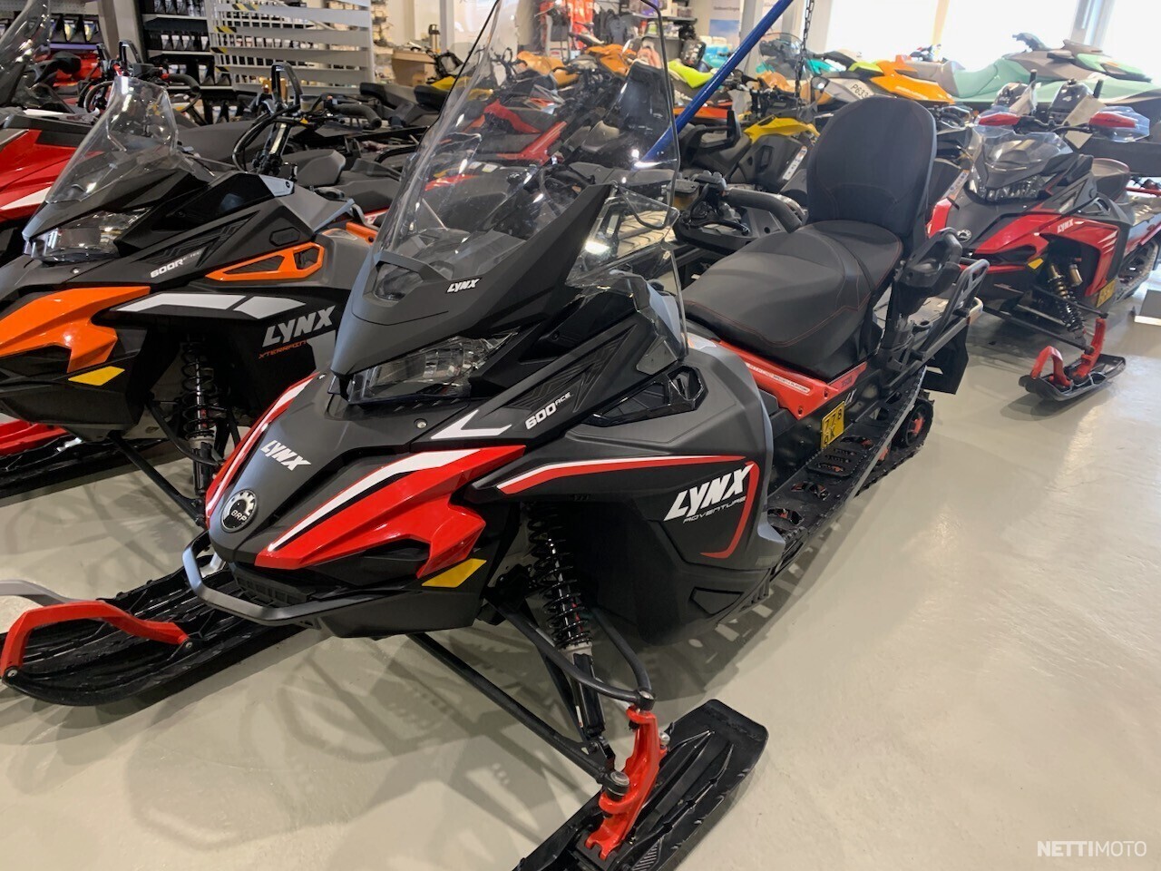 Lynx Adventure Lx Ace Cm Raahe Snow Mobile Nettimoto