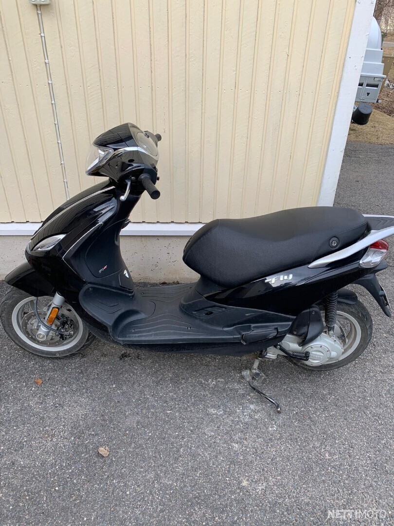 Piaggio Fly Cm Rovaniemi Skootteri Nettimoto