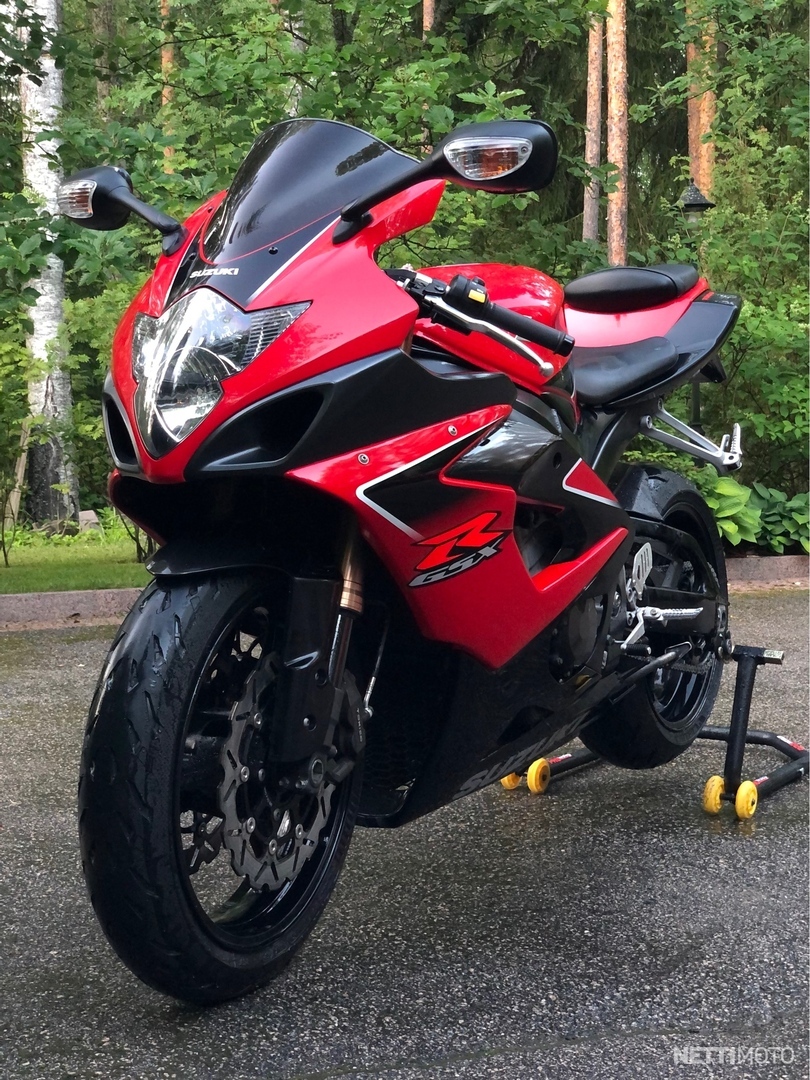 Suzuki Gsx R Cm Lappeenranta Moottoripy R Nettimoto