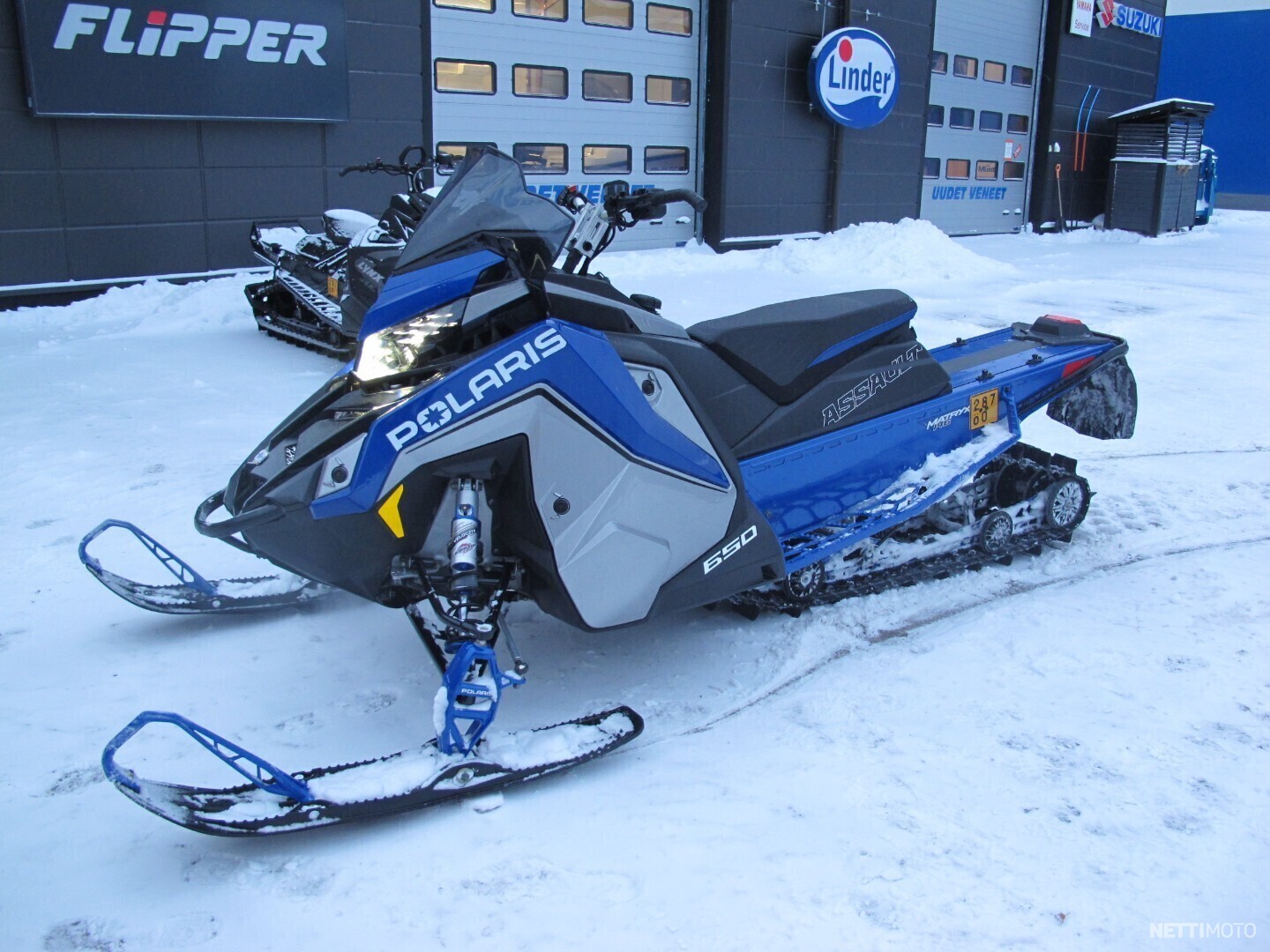 Polaris SwitchBack 650 Matrix Assault 146 650 cm³ 2021 Imatra