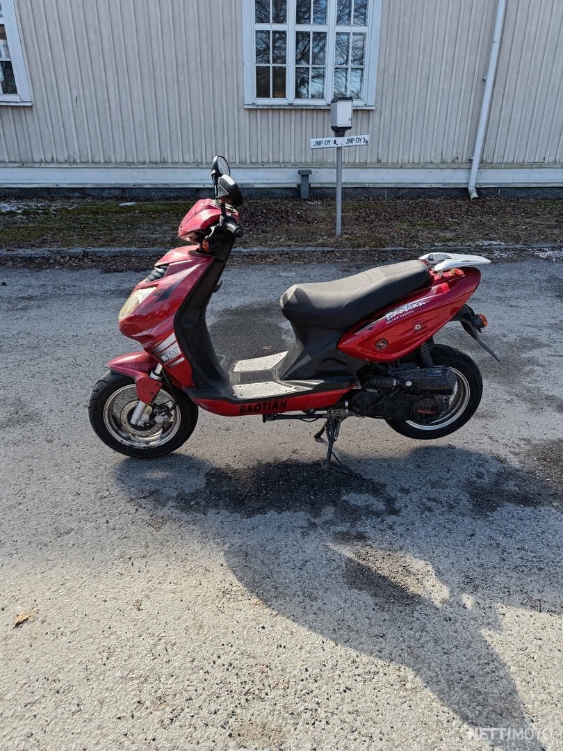 Baotian BT bt49qt 12 50 cm³ 2008 Jyväskylä Skootteri Nettimoto