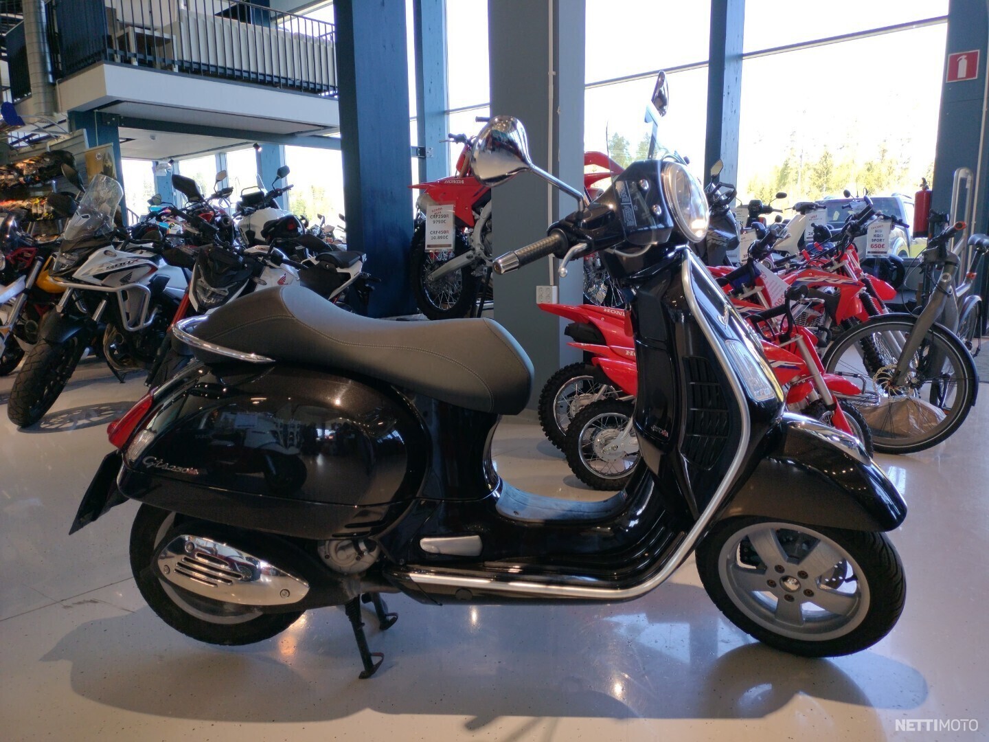 Vespa GTS 250 ie KYSY EDULLISTA RAHOITUSTA 250 cm³ 2012 Kaarina