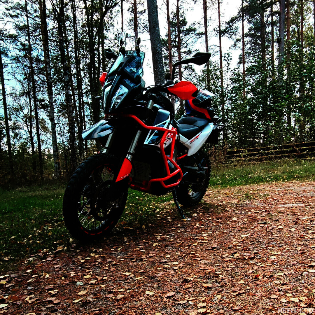 KTM 790