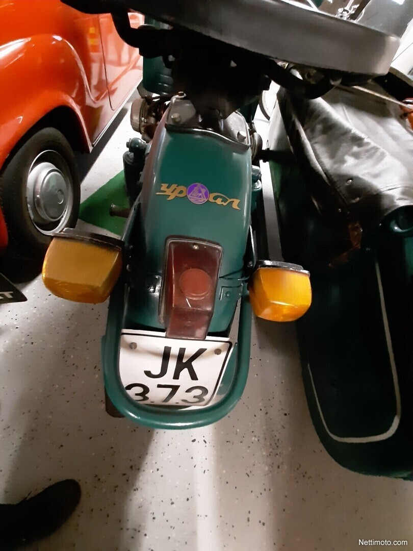 4 / 9