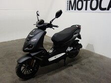 Peugeot Speedfight 4