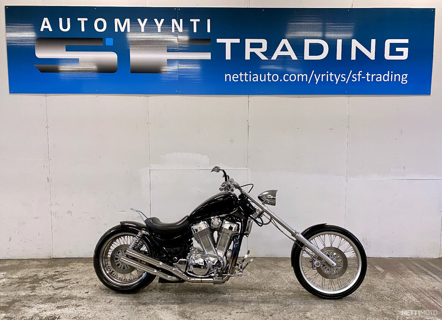 Rent a Suzuki Intruder VS 1400 for €99 per day