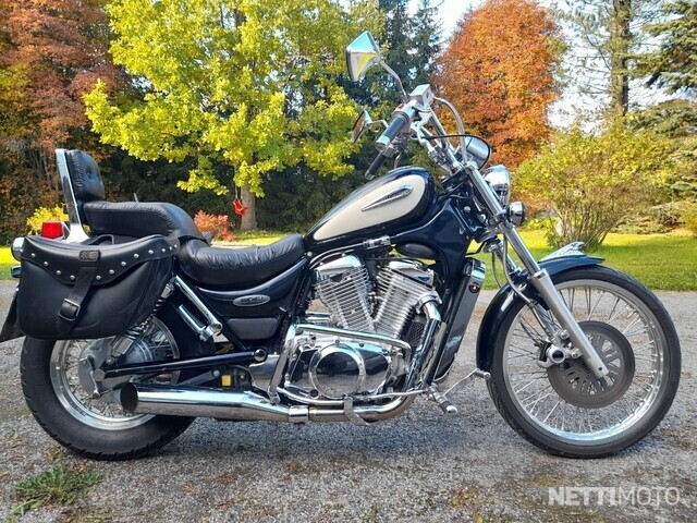 Suzuki VS 800 Intruder