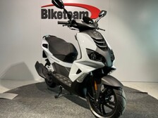 Peugeot Speedfight 4