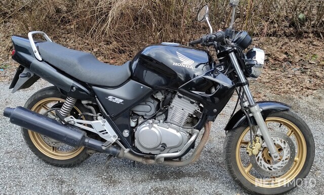 2000 Honda CB 500 specifications and pictures