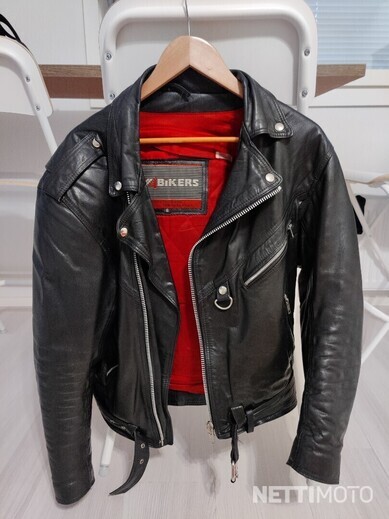 Suzuki intruder store jacket