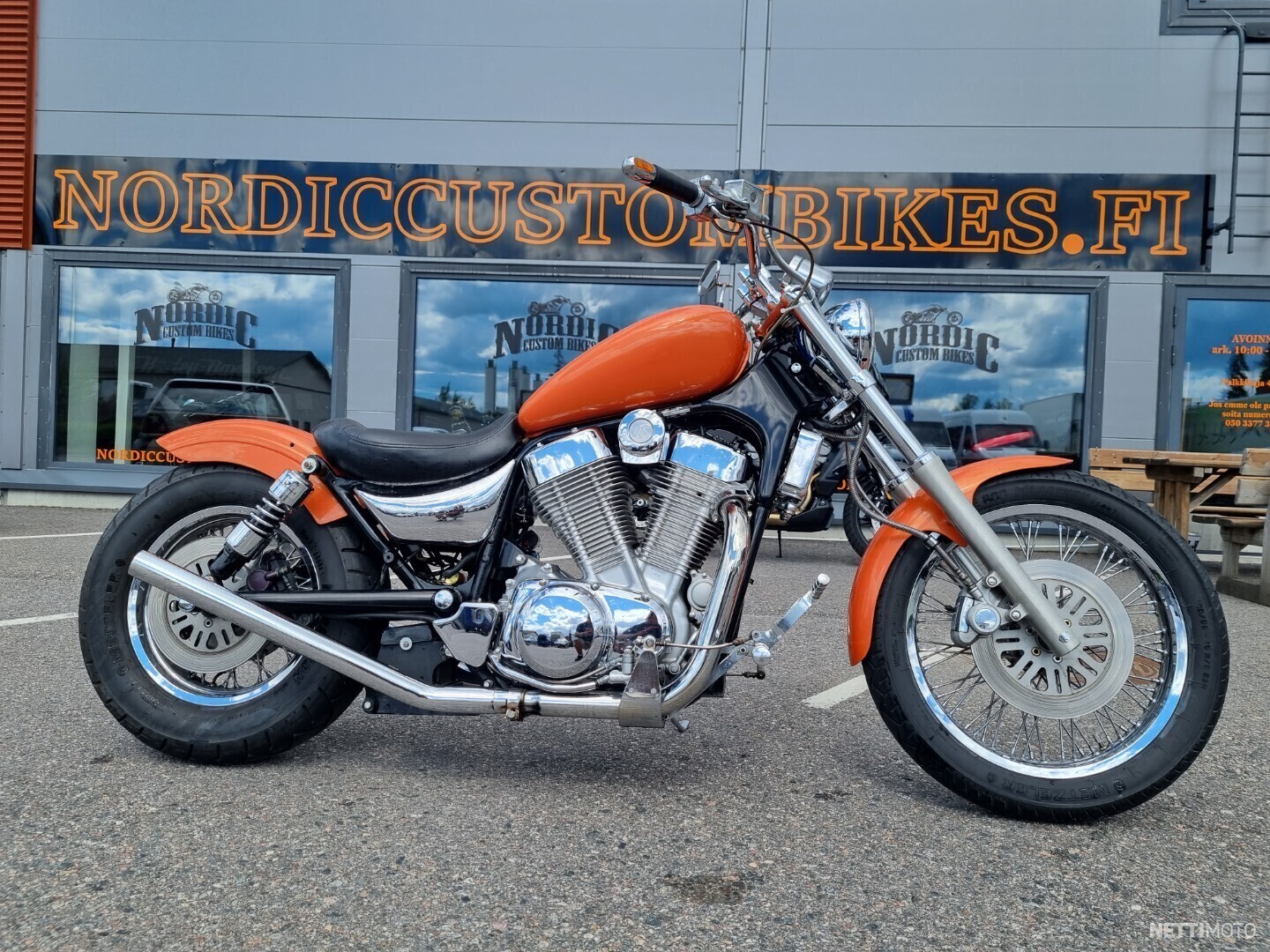 Choppertown - Check out our bro JC Muniz new build - Suzuki intruder 1400  1995. He usually builds Harley's , but it's evident his talents go way  beyond that.