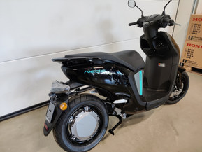 Yamaha Neos