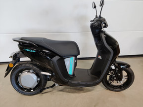 Yamaha Neos