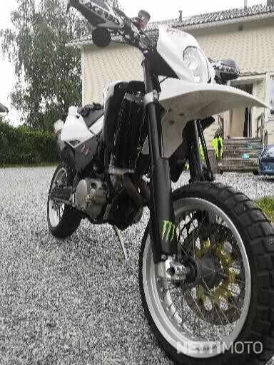 Husqvarna SMS 630 Te 630 600 cm³ 2011 Joensuu Moottoripyörä Nettimoto