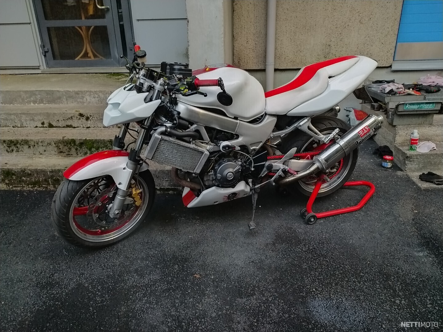 Honda VTR 1000 F Firestorm 1 000 cm³ 1997 - Turku - Motorcycle - Nettimoto