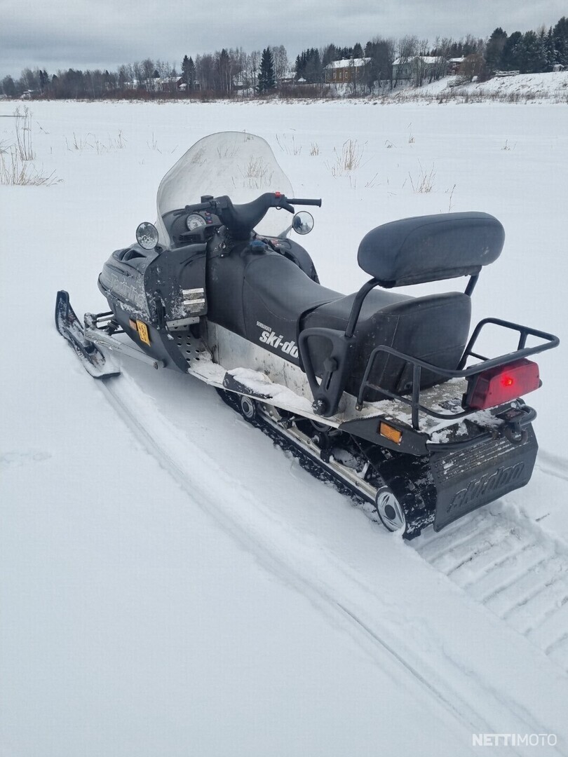 Ski-Doo Touring 500F 500 cm³ 2001 - Kalajoki - Snow mobile - Nettimoto