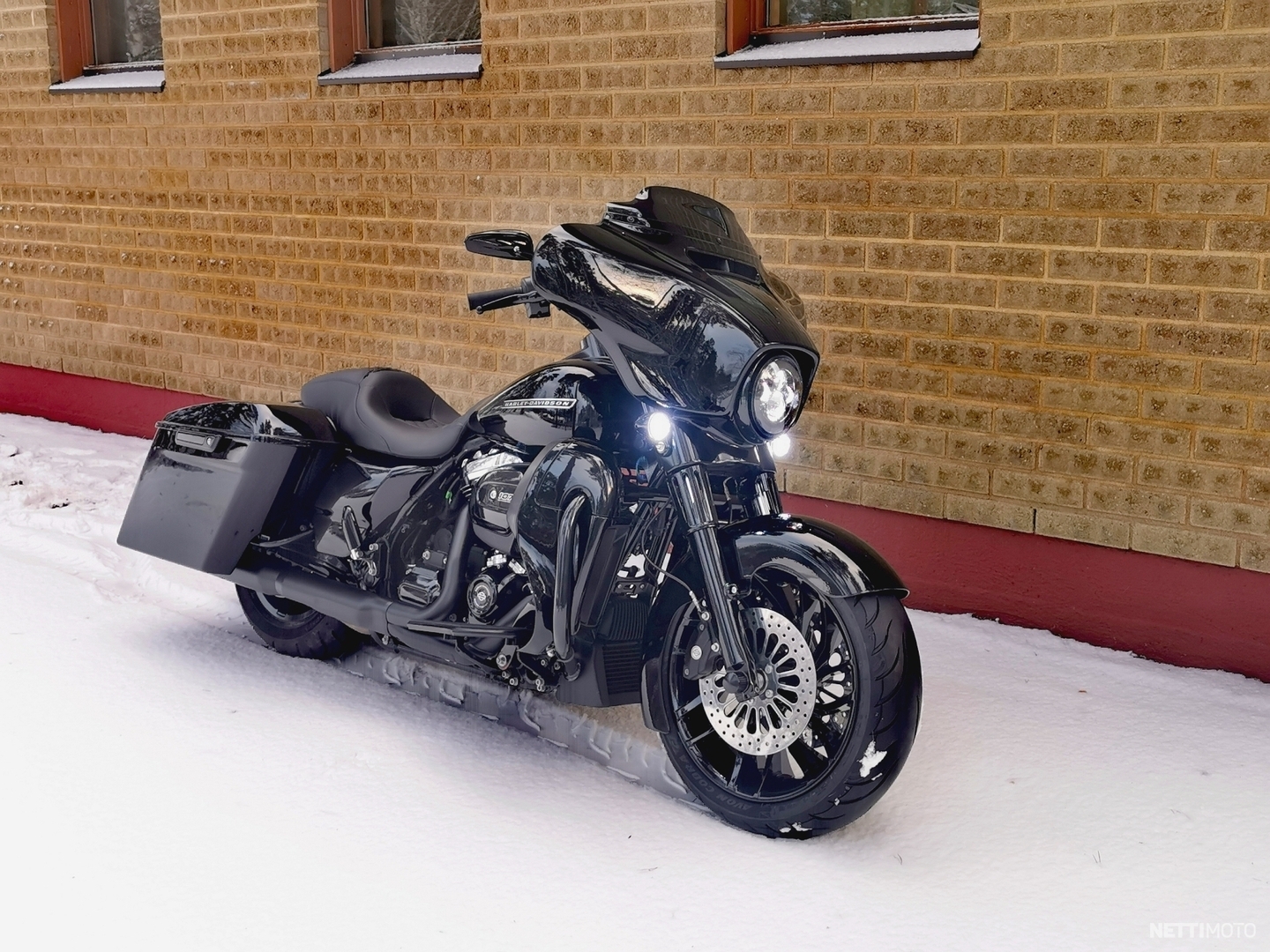 Harley-Davidson Touring Fat tire Bagger 1 800 cm³ 2017 - Rauma