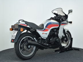 Kawasaki GPZ