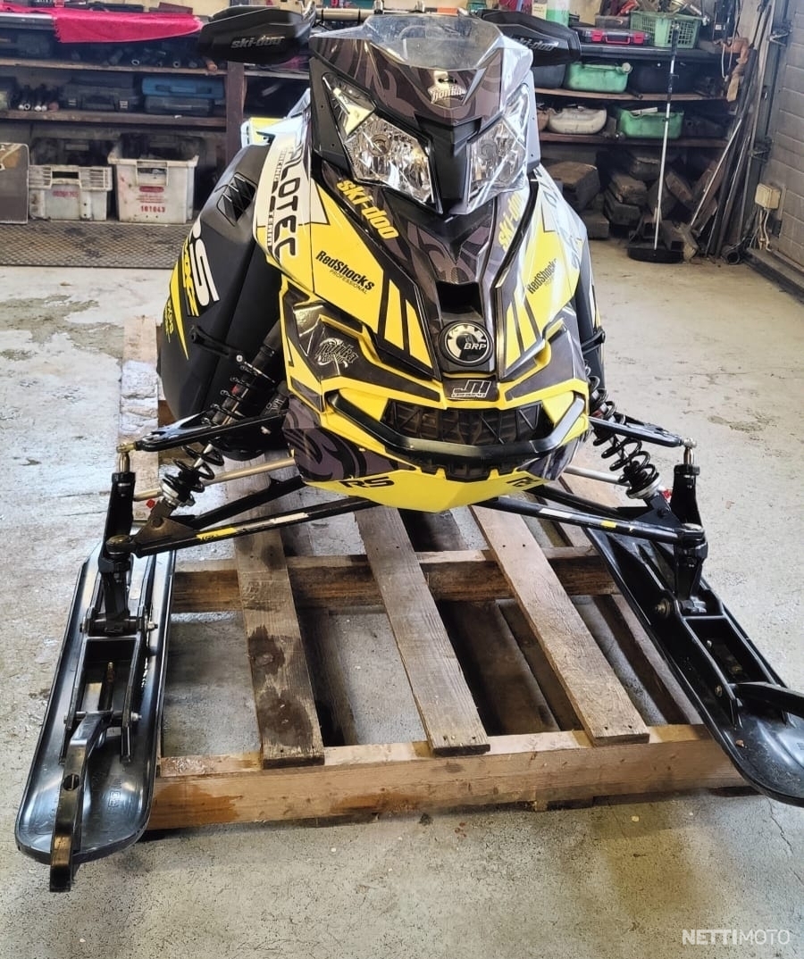 Ski-Doo RS 600 cm³ 2015 - Seinäjoki - Snow mobile - Nettimoto