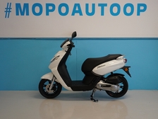 Peugeot Kisbee