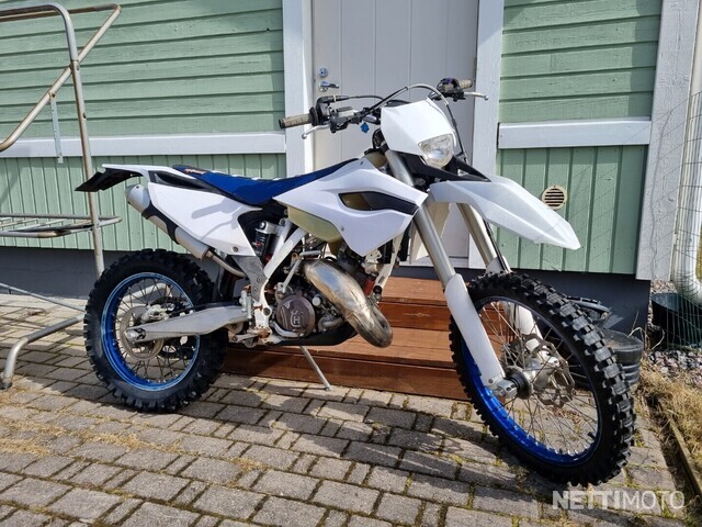 Husaberg 700 deals 2 stroke