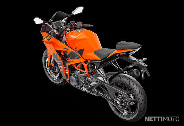 KTM 390 Rc 390 Ajokortti kaupanpäälle! Supersportti vauhdin nälkäisille ...