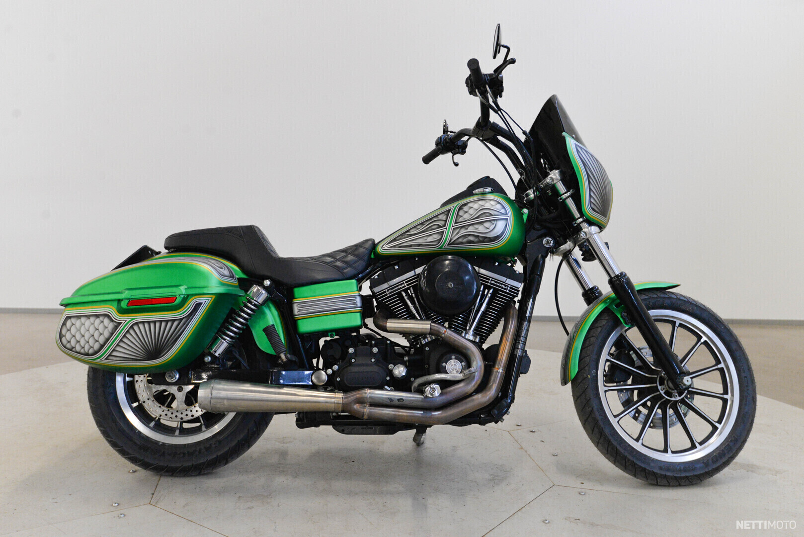 Harley-Davidson Dyna FXDB - Todella hieno Club Style, Bigbore kit