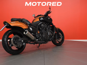 Yamaha V-Max