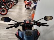 KTM 890