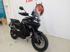 CFMOTO 800MT