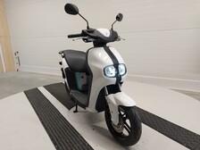 Yamaha Neos