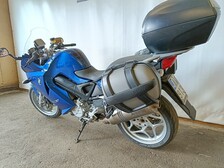 BMW F
