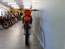 KTM 125