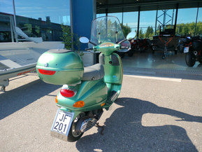 Vespa ET4