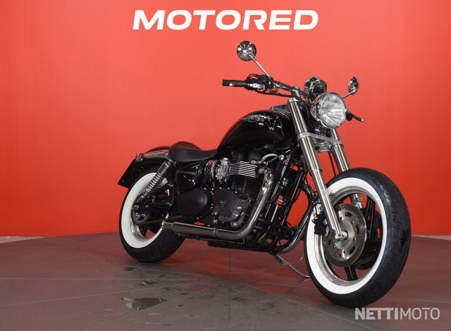 Triumph Speedmaster Custom putkisto Huoltokirja 2x avain 900