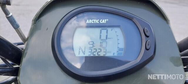 Arctic Cat 500 4x4 Maastoliikennemönkijä 