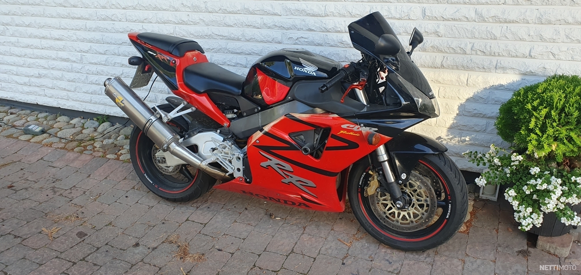 honda cbr 950