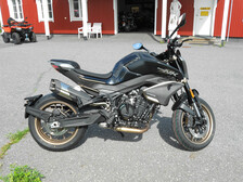 CFMOTO 800NK