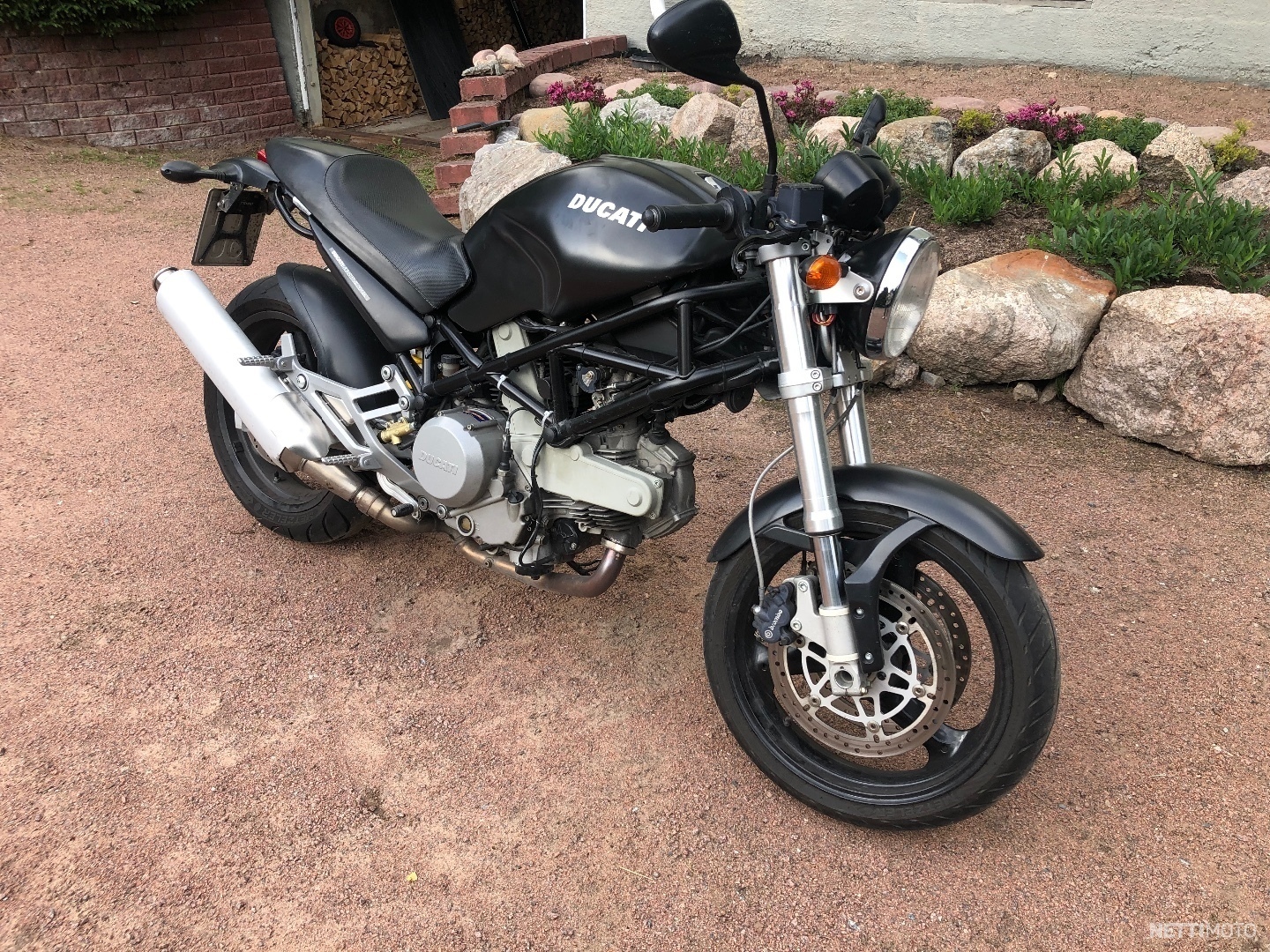 2006 ducati monster shop 620 dark
