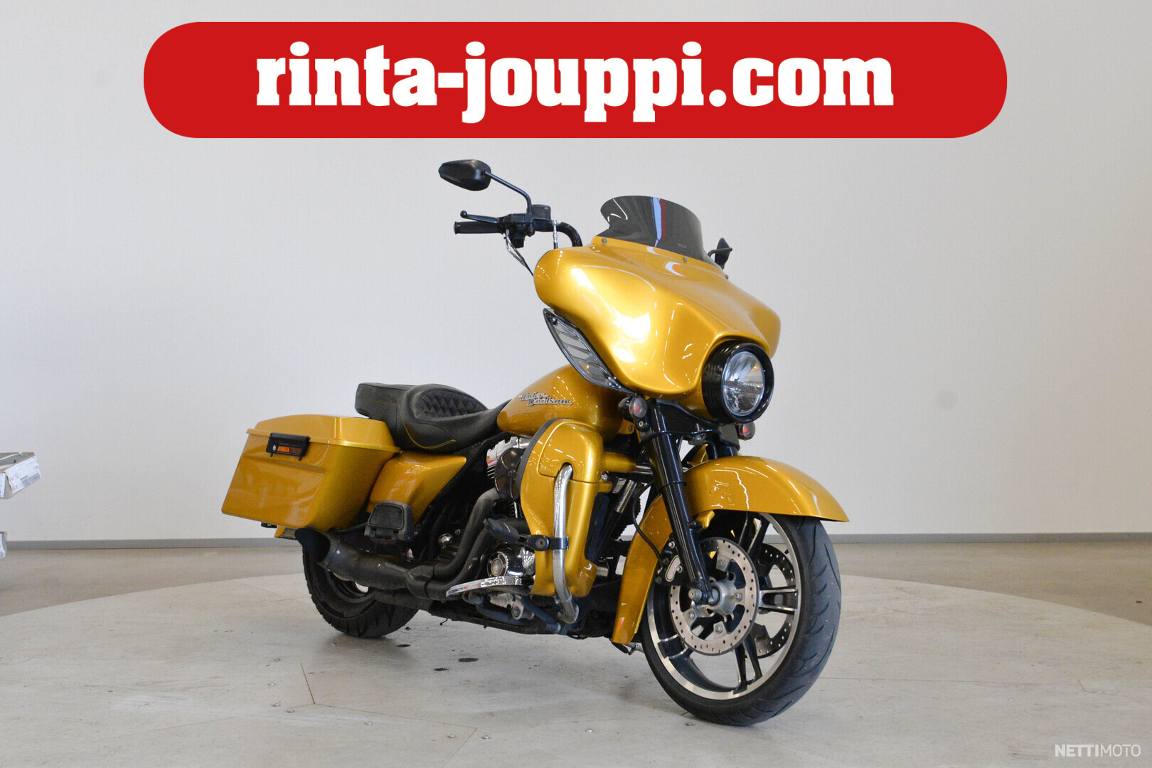 Harley-Davidson Touring FLHX Street Glide - Suomi-pyörä, 19