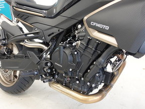CFMOTO 800NK