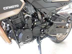 CFMOTO 800NK