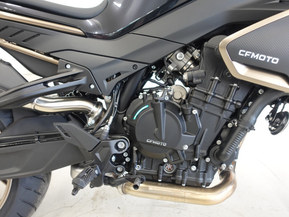 CFMOTO 800NK