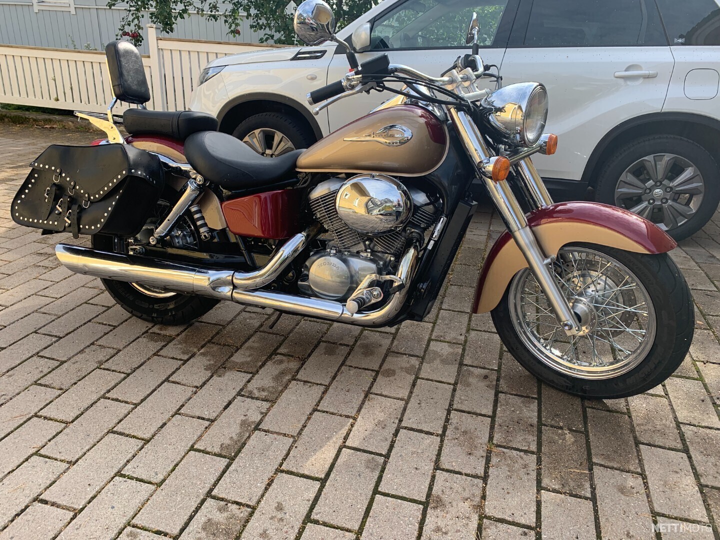 honda shadow 750c2